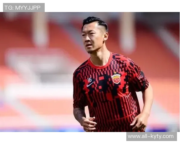 徐新职业生涯里程碑达成200场赛事出战记录与7球进账的辉煌成就